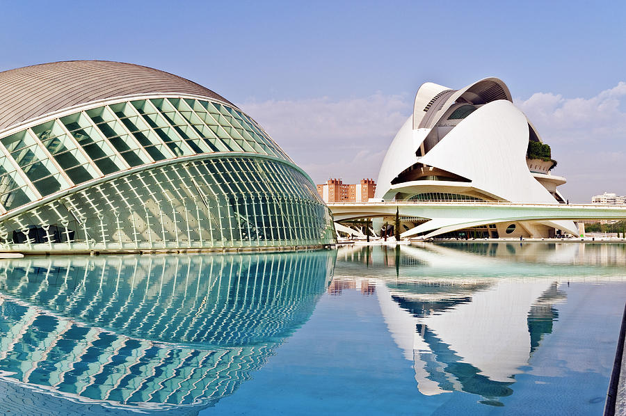 https://mdw-travel-data-us-east-1.s3.amazonaws.com/img/country/Spain/Science-Park/img_00.jpg