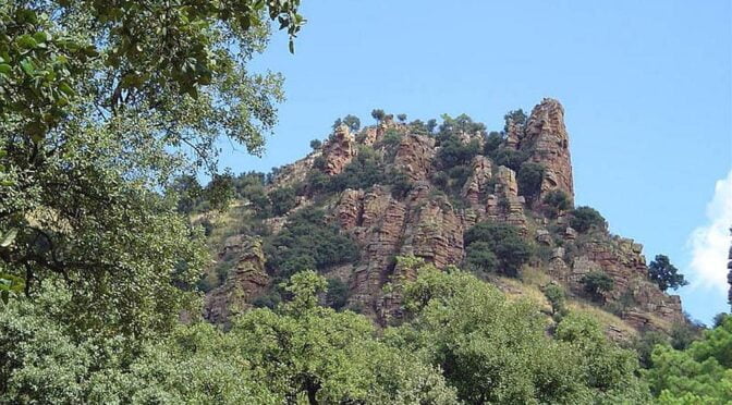 https://mdw-travel-data-us-east-1.s3.amazonaws.com/img/country/Spain/Sierra-de-Espadan-Natural-Park/img_02.jpg