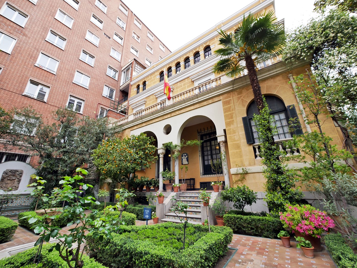 https://mdw-travel-data-us-east-1.s3.amazonaws.com/img/country/Spain/Sorolla-Museum/img_01.jpg