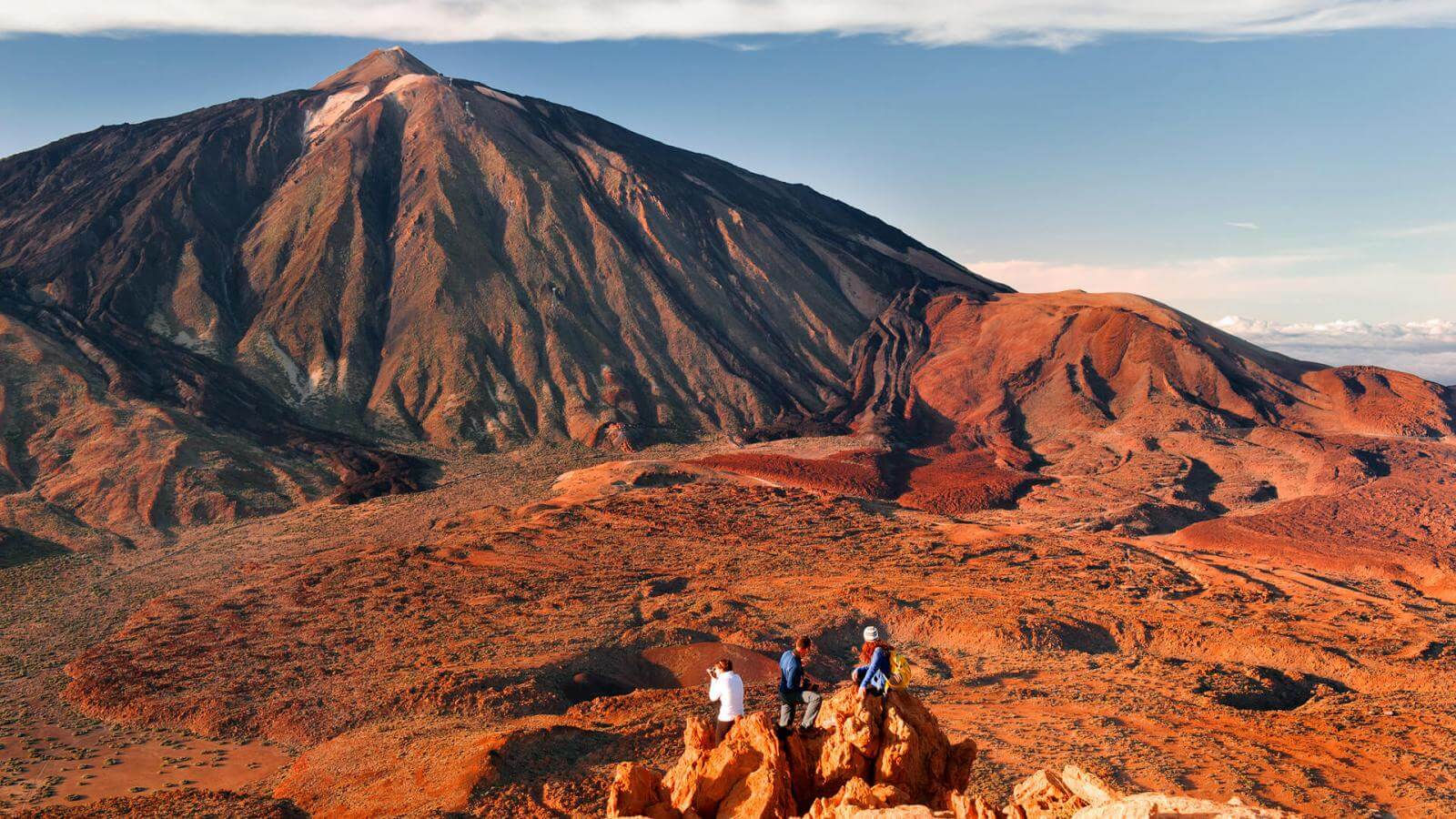 https://mdw-travel-data-us-east-1.s3.amazonaws.com/img/country/Spain/Teide-National-Park/img_02.jpg