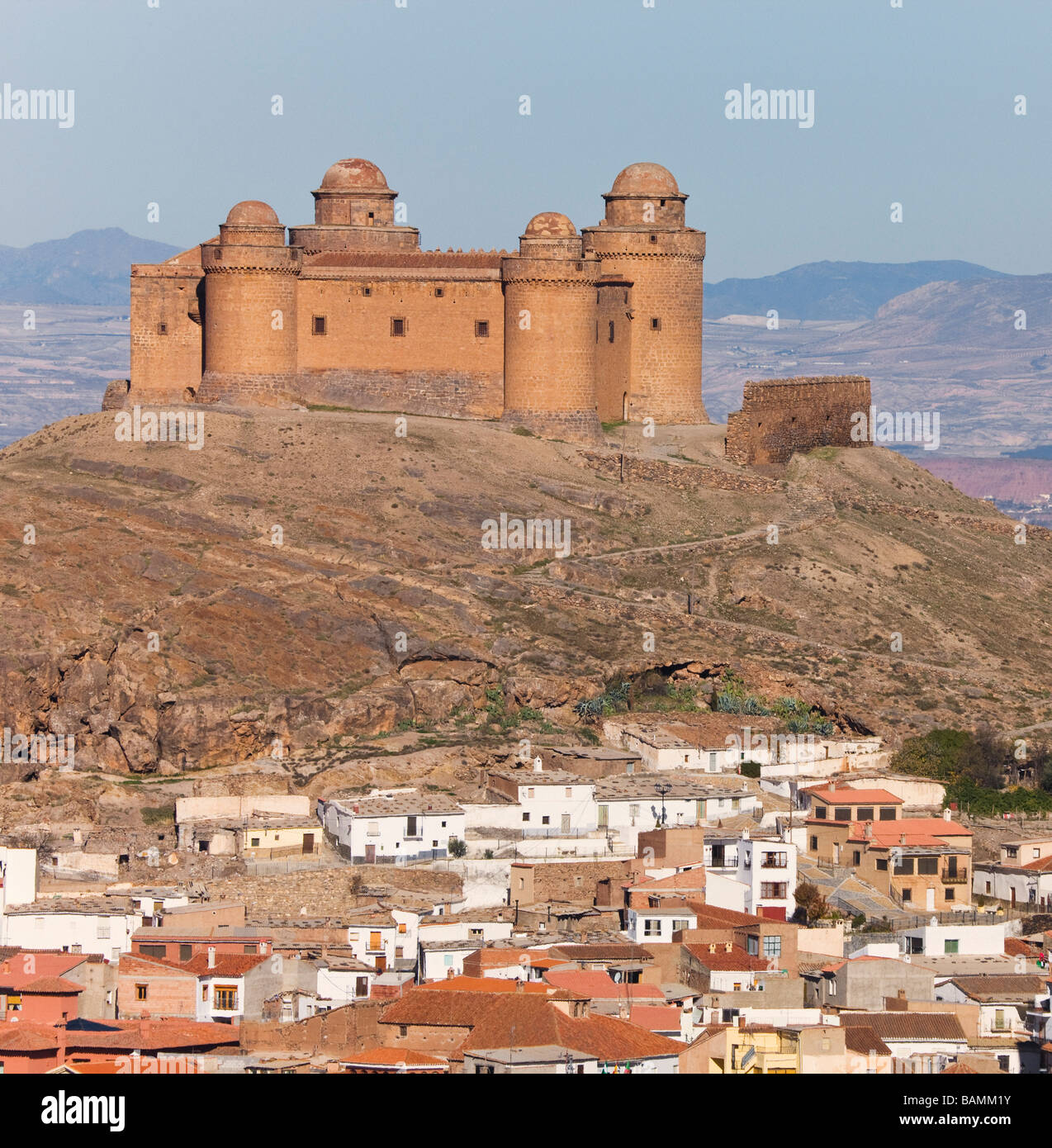 https://mdw-travel-data-us-east-1.s3.amazonaws.com/img/country/Spain/Torre-de-la-Calahorra/img_05.jpg
