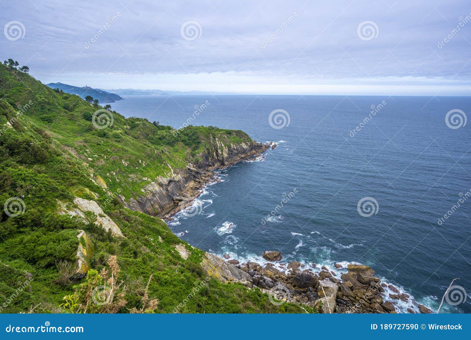 https://mdw-travel-data-us-east-1.s3.amazonaws.com/img/country/Spain/Ulia-Mountain/img_02.jpg