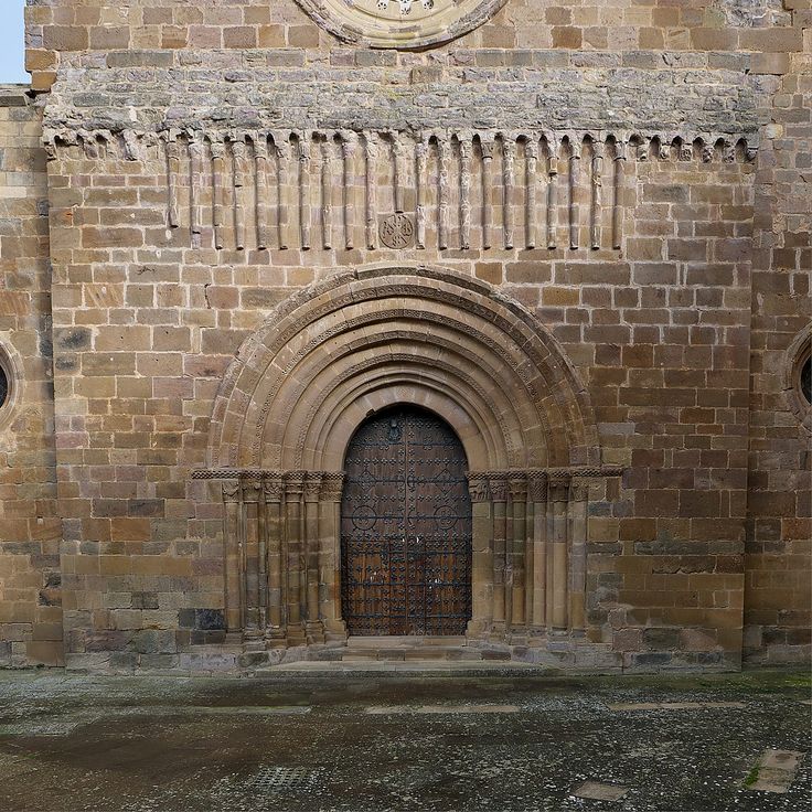 https://mdw-travel-data-us-east-1.s3.amazonaws.com/img/country/Spain/Veruela-Monastery/img_02.jpg