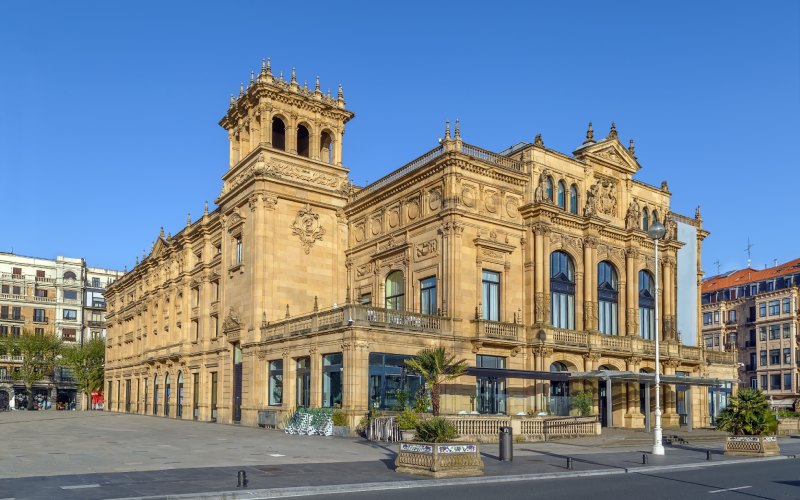 https://mdw-travel-data-us-east-1.s3.amazonaws.com/img/country/Spain/Victoria-Eugenia-Theatre/img_05.jpg