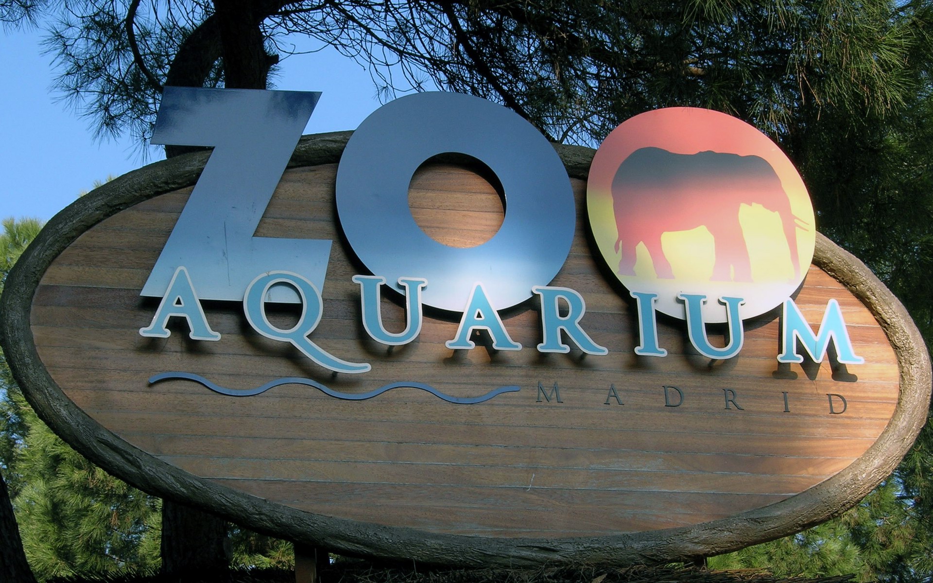 https://mdw-travel-data-us-east-1.s3.amazonaws.com/img/country/Spain/Zoo-Aquarium-de-Madrid/img_02.jpg