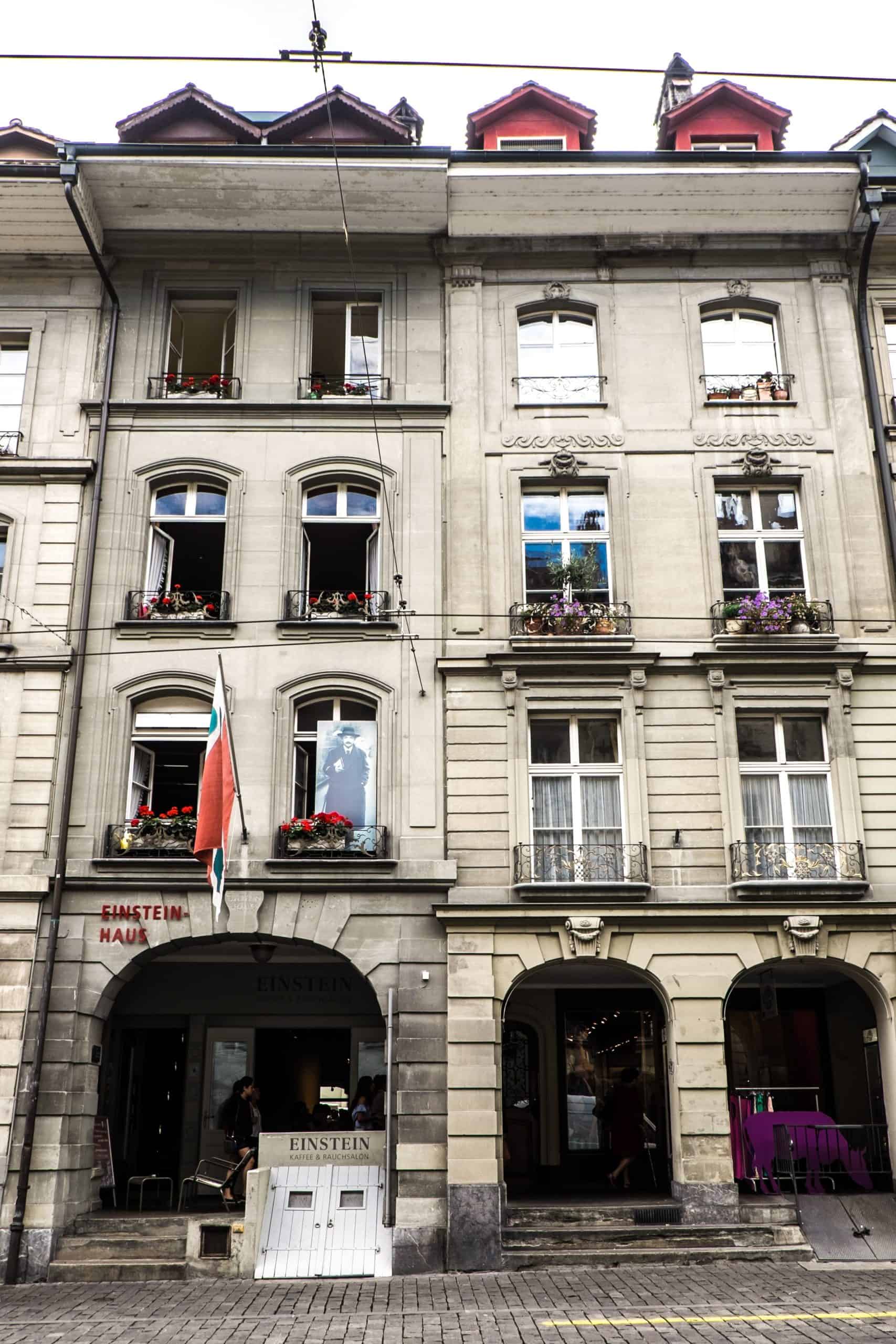 https://mdw-travel-data-us-east-1.s3.amazonaws.com/img/country/Switzerland/Albert-Einstein-House/img_01.jpg