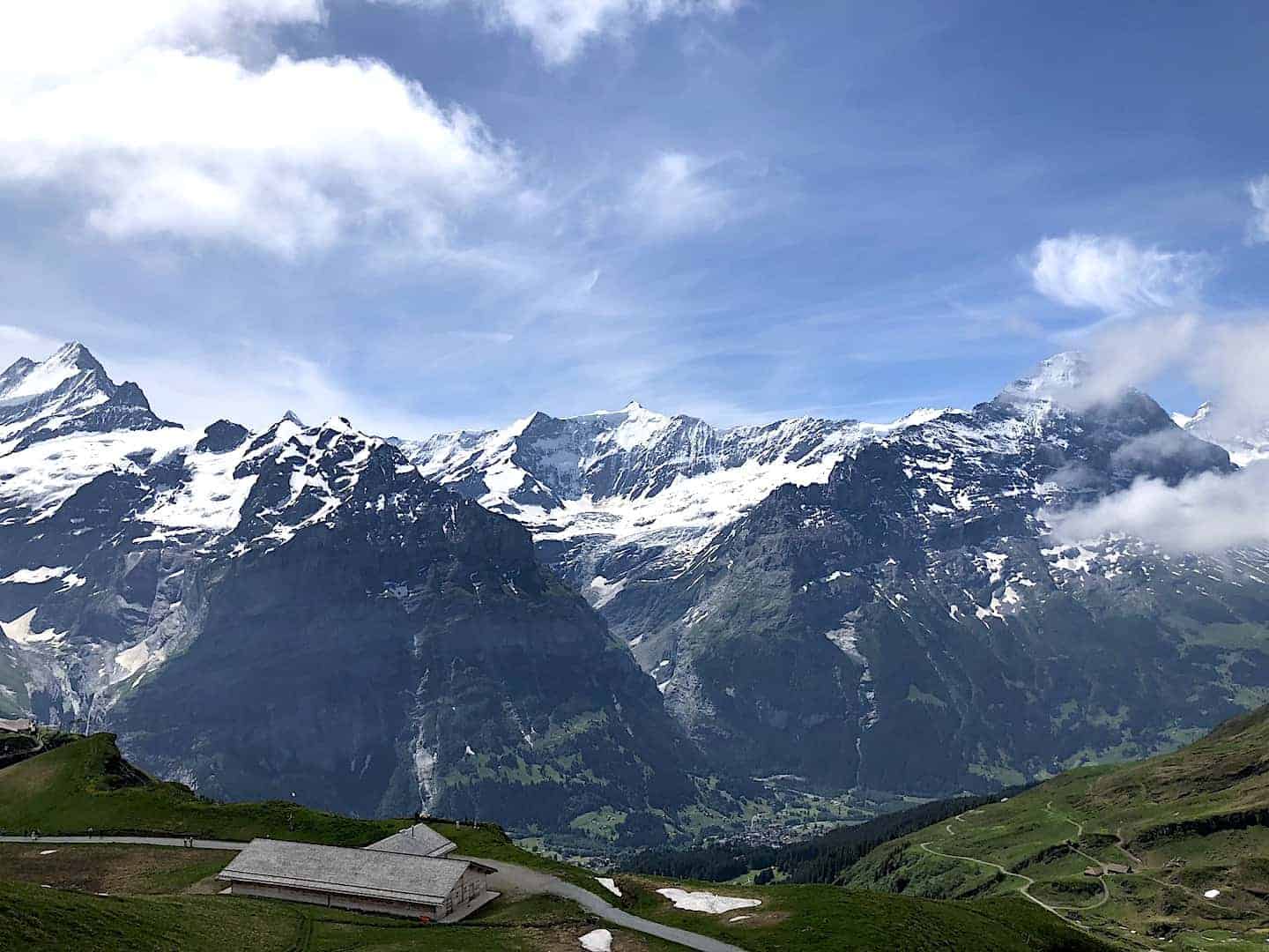 https://mdw-travel-data-us-east-1.s3.amazonaws.com/img/country/Switzerland/Bachalpsee-Loop-Trail/img_01.jpg