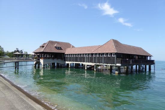 https://mdw-travel-data-us-east-1.s3.amazonaws.com/img/country/Switzerland/Bibliothek-Rorschach/img_03.jpg