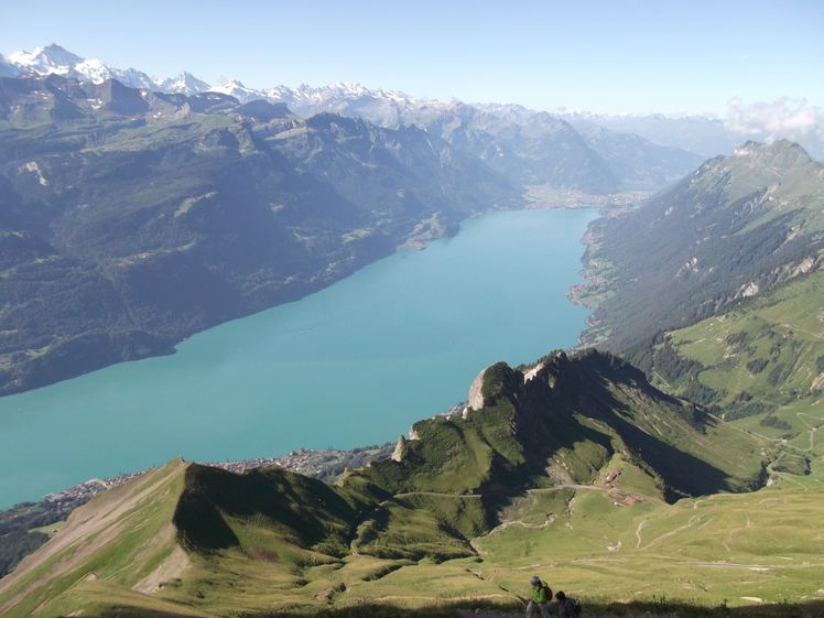 https://mdw-travel-data-us-east-1.s3.amazonaws.com/img/country/Switzerland/Brienzer-Rothorn/img_01.jpg