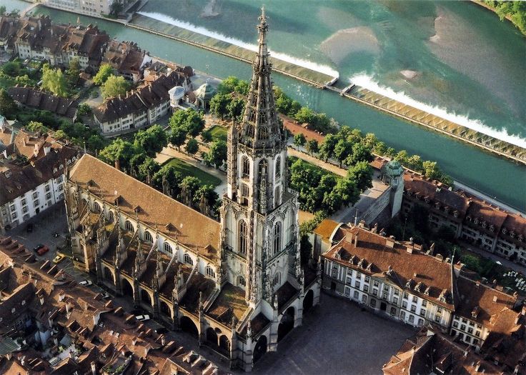 https://mdw-travel-data-us-east-1.s3.amazonaws.com/img/country/Switzerland/Cathedral-of-Bern/img_01.jpg