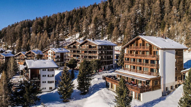 https://mdw-travel-data-us-east-1.s3.amazonaws.com/img/country/Switzerland/Chandolin/img_03.jpg