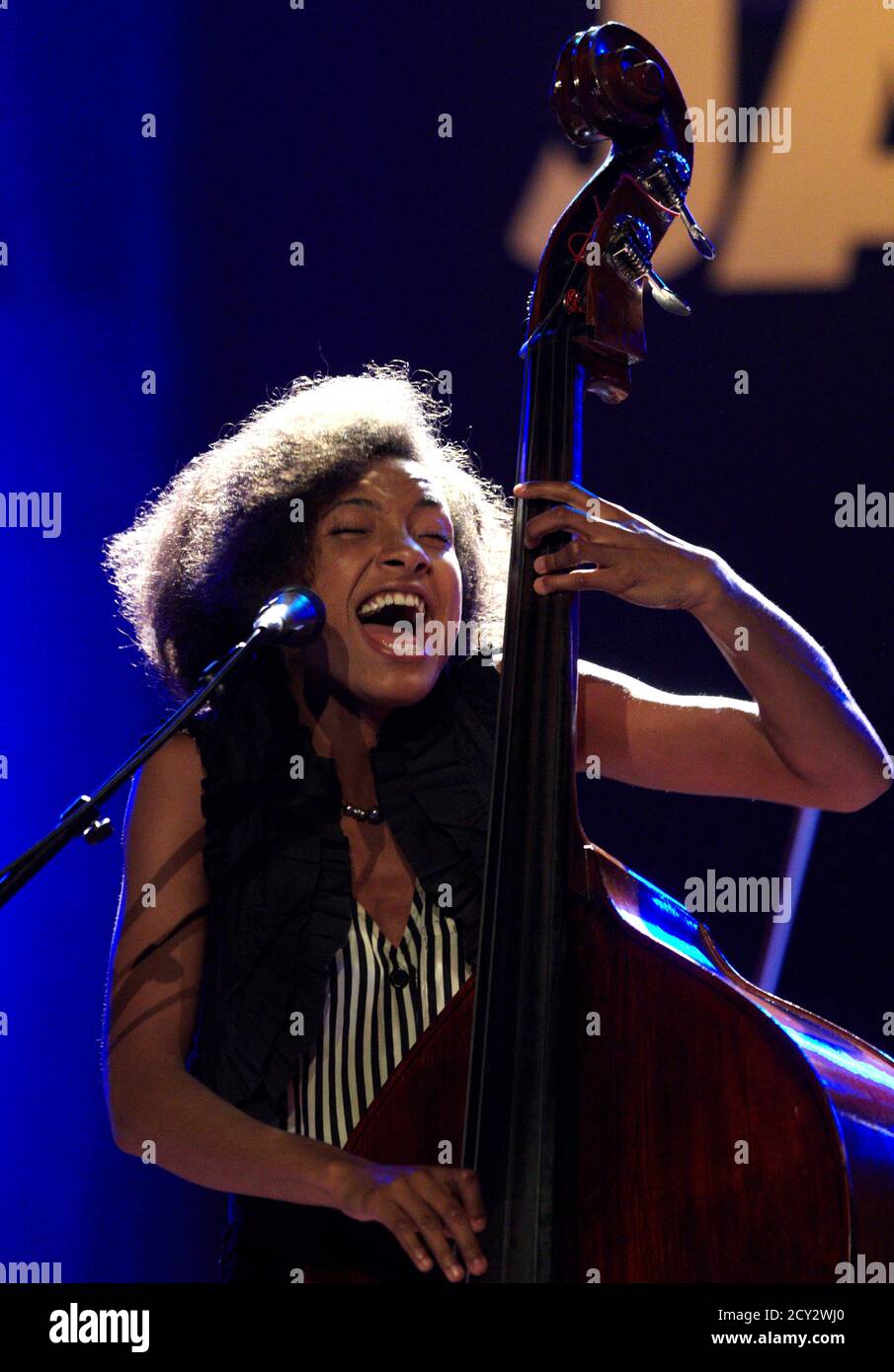 https://mdw-travel-data-us-east-1.s3.amazonaws.com/img/country/Switzerland/Cully-Jazz-Festival/img_01.jpg