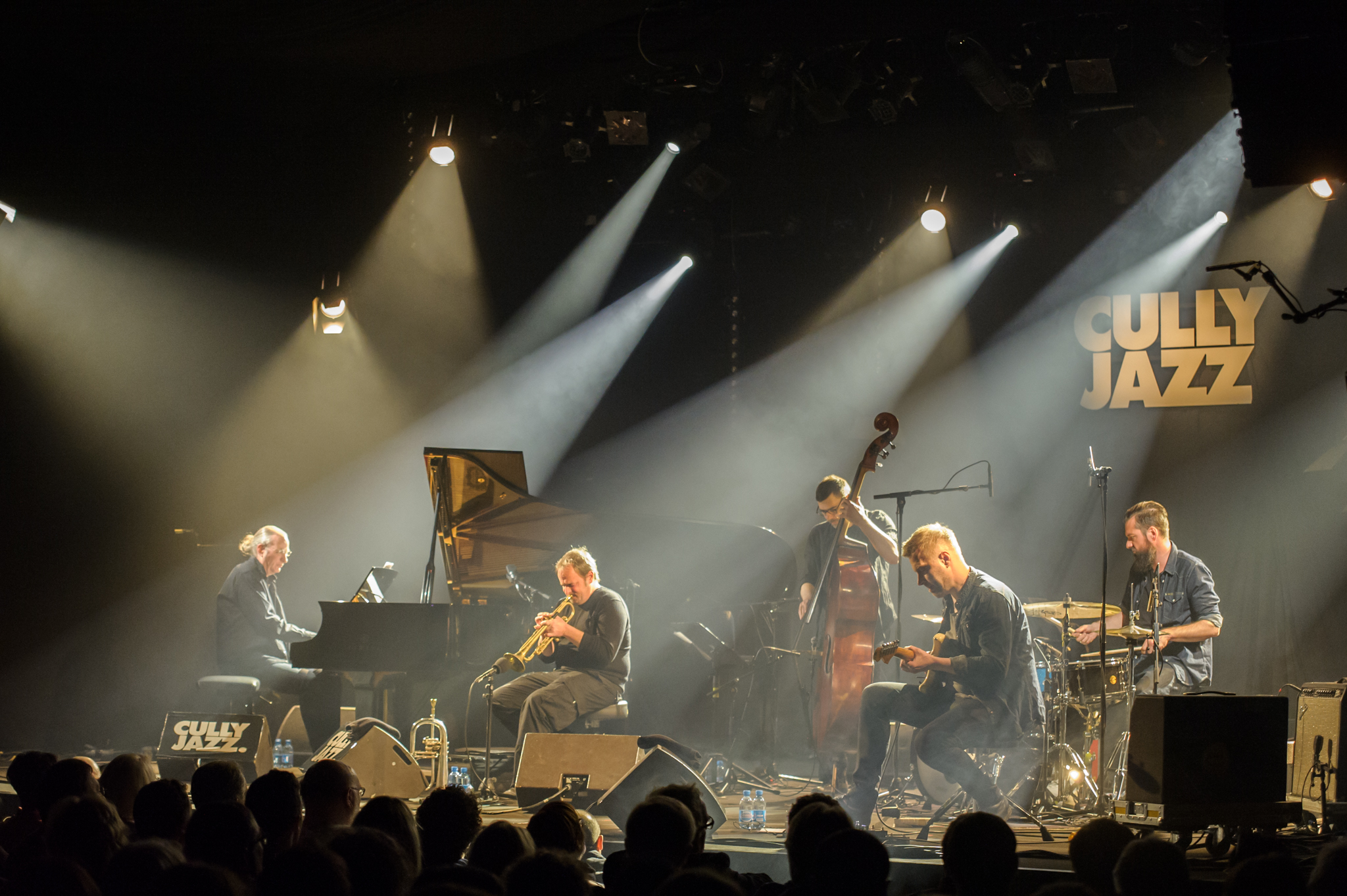 https://mdw-travel-data-us-east-1.s3.amazonaws.com/img/country/Switzerland/Cully-Jazz-Festival/img_02.jpg