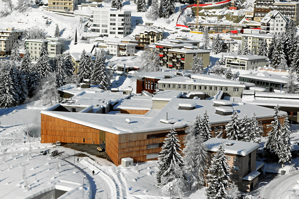 https://mdw-travel-data-us-east-1.s3.amazonaws.com/img/country/Switzerland/Davos-Congress-Centre/img_01.jpg