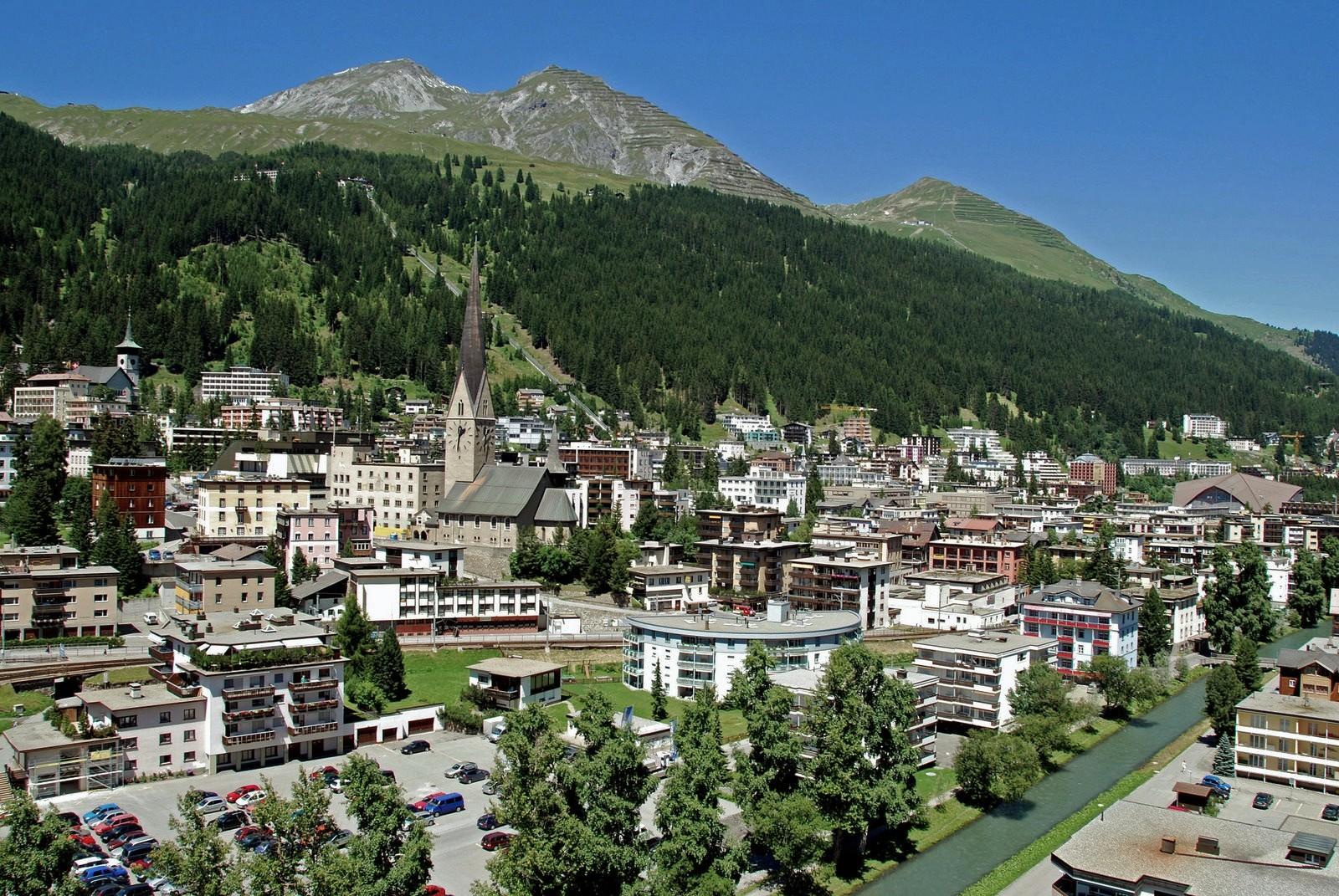 https://mdw-travel-data-us-east-1.s3.amazonaws.com/img/country/Switzerland/Davos-Museum/img_01.jpg
