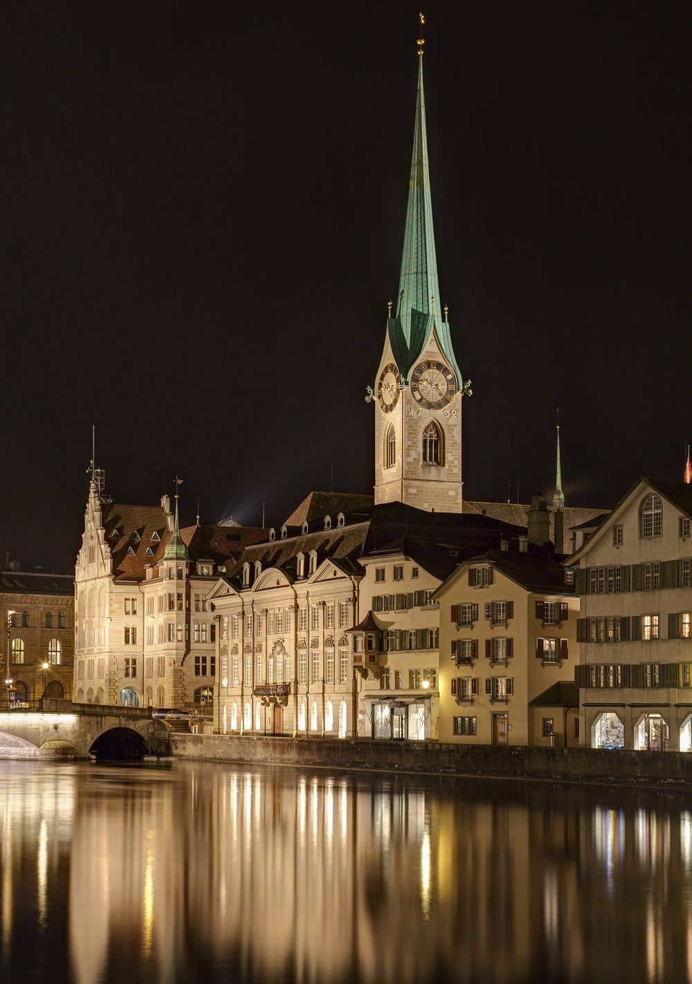https://mdw-travel-data-us-east-1.s3.amazonaws.com/img/country/Switzerland/Fraumunster-Church/img_00.jpg