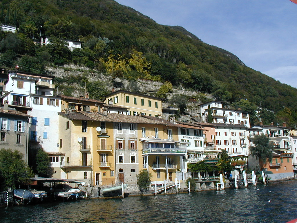 https://mdw-travel-data-us-east-1.s3.amazonaws.com/img/country/Switzerland/Gandria/img_02.jpg