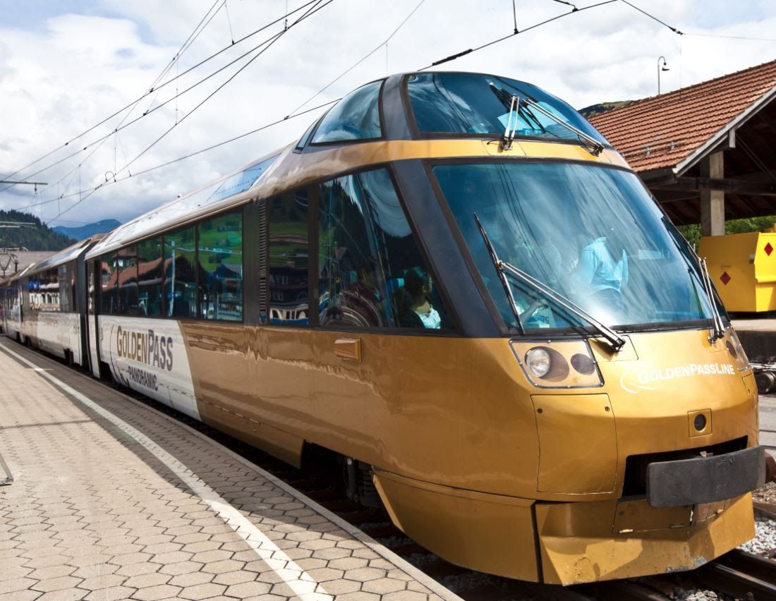 https://mdw-travel-data-us-east-1.s3.amazonaws.com/img/country/Switzerland/Goldenpass-Panoramic-Train/img_03.jpg