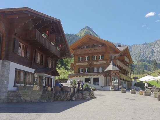 https://mdw-travel-data-us-east-1.s3.amazonaws.com/img/country/Switzerland/Griesalp/img_02.jpg