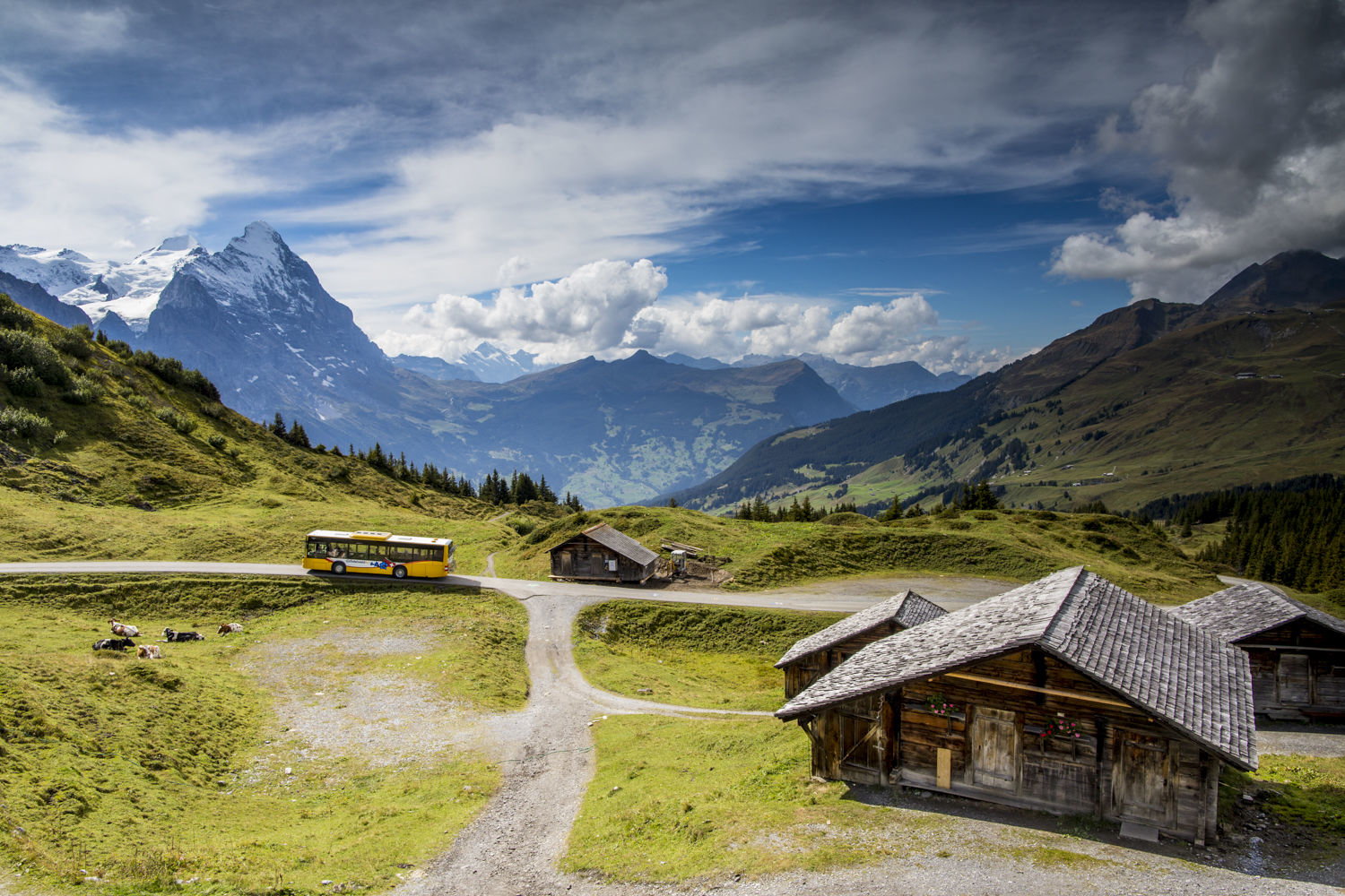 https://mdw-travel-data-us-east-1.s3.amazonaws.com/img/country/Switzerland/Grosse-Scheidegg/img_00.jpg