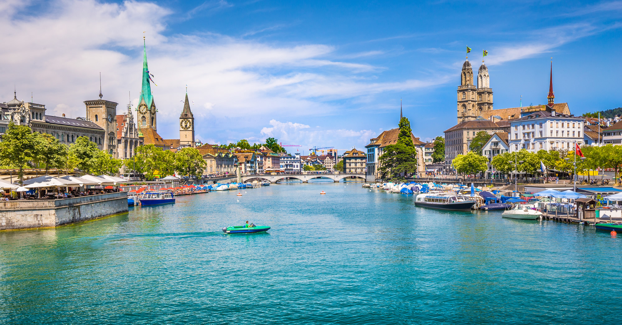 https://mdw-travel-data-us-east-1.s3.amazonaws.com/img/country/Switzerland/Grossmunster/img_02.jpg