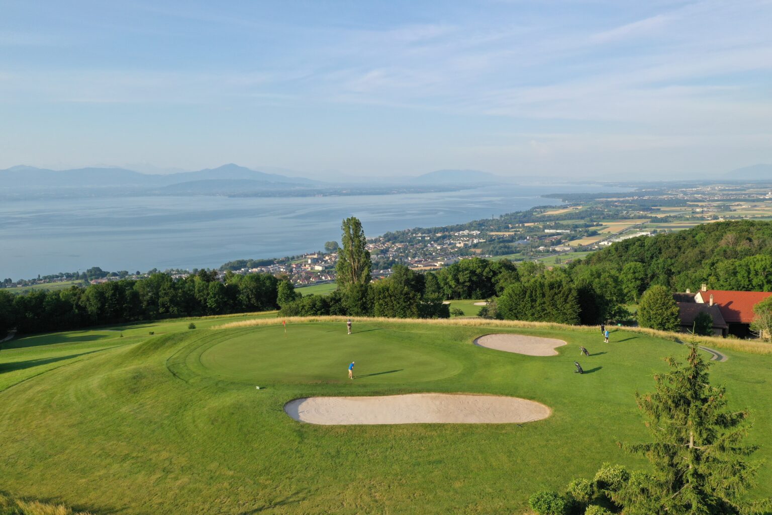 https://mdw-travel-data-us-east-1.s3.amazonaws.com/img/country/Switzerland/Gstaad-Golf-Club/img_01.jpg