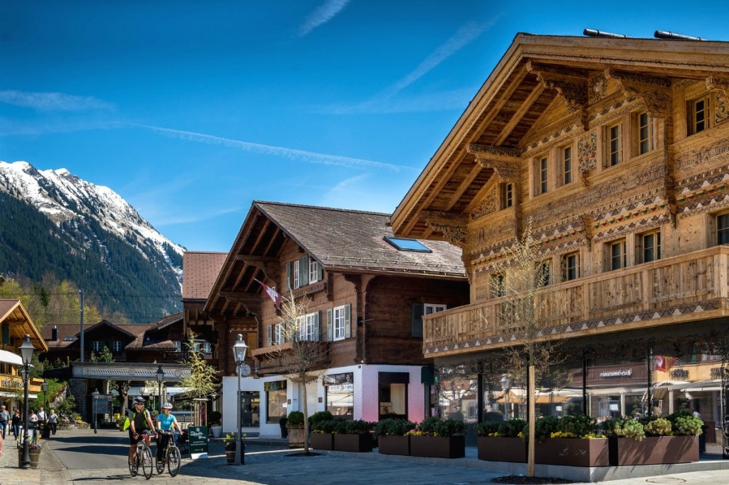 https://mdw-travel-data-us-east-1.s3.amazonaws.com/img/country/Switzerland/Gstaad-Promenade/img_01.jpg