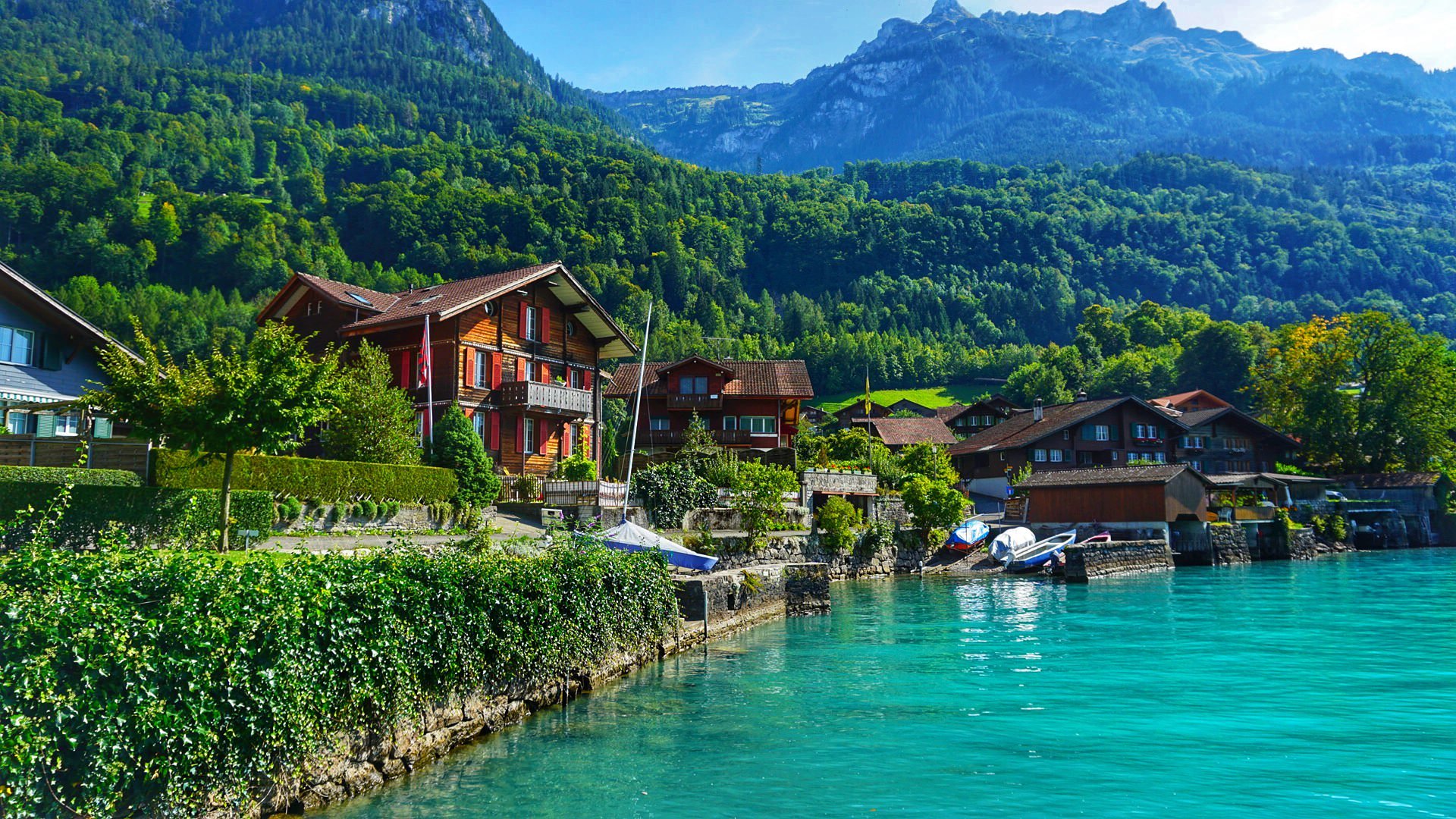 https://mdw-travel-data-us-east-1.s3.amazonaws.com/img/country/Switzerland/Lake-Brienz/img_01.jpg