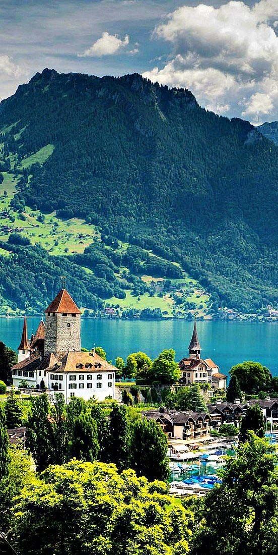 https://mdw-travel-data-us-east-1.s3.amazonaws.com/img/country/Switzerland/Lake-Thun/img_00.jpg