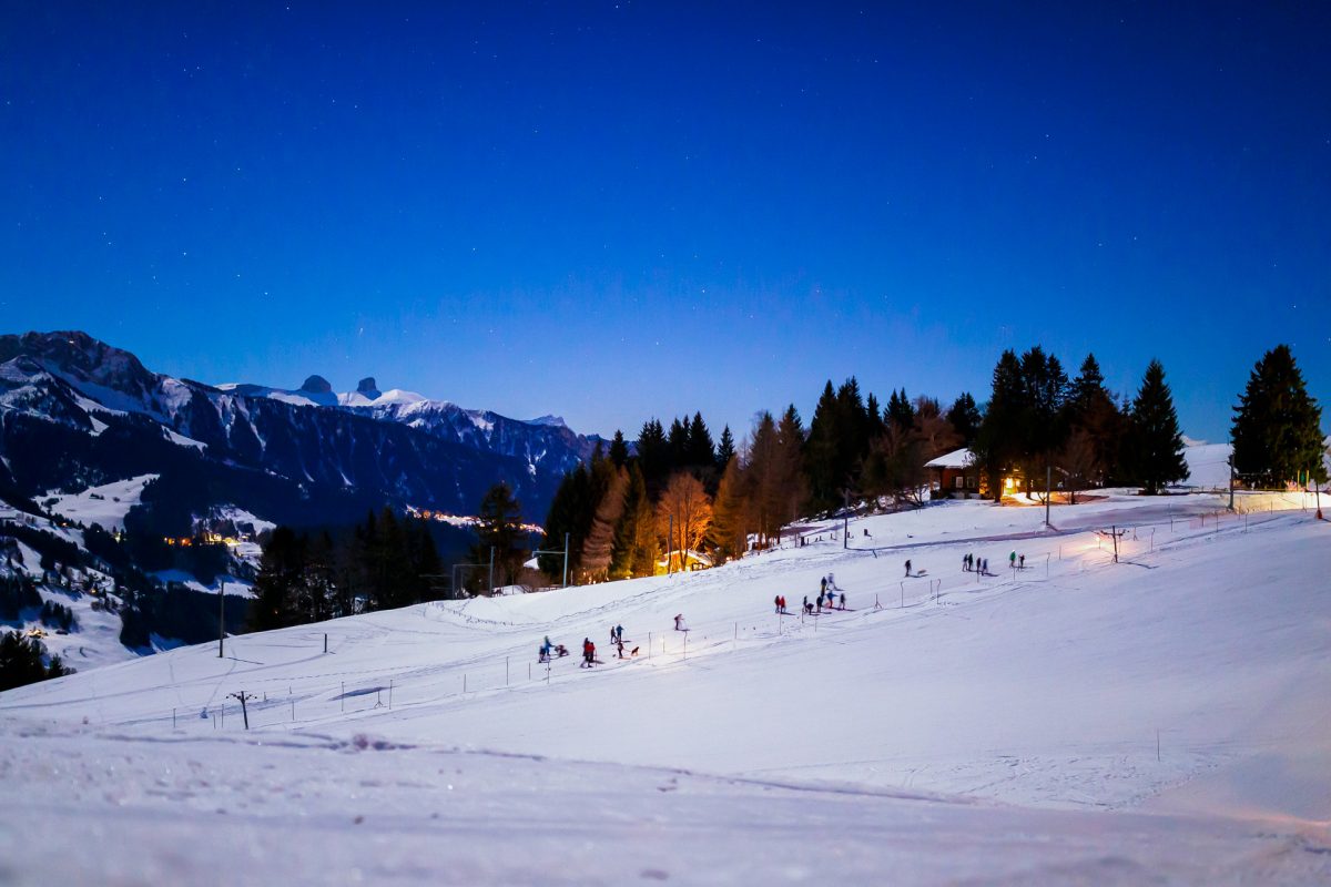 https://mdw-travel-data-us-east-1.s3.amazonaws.com/img/country/Switzerland/Les-Pleiades/img_03.jpg