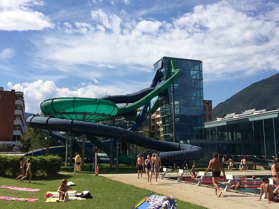 https://mdw-travel-data-us-east-1.s3.amazonaws.com/img/country/Switzerland/Lido-Locarno/img_02.jpg