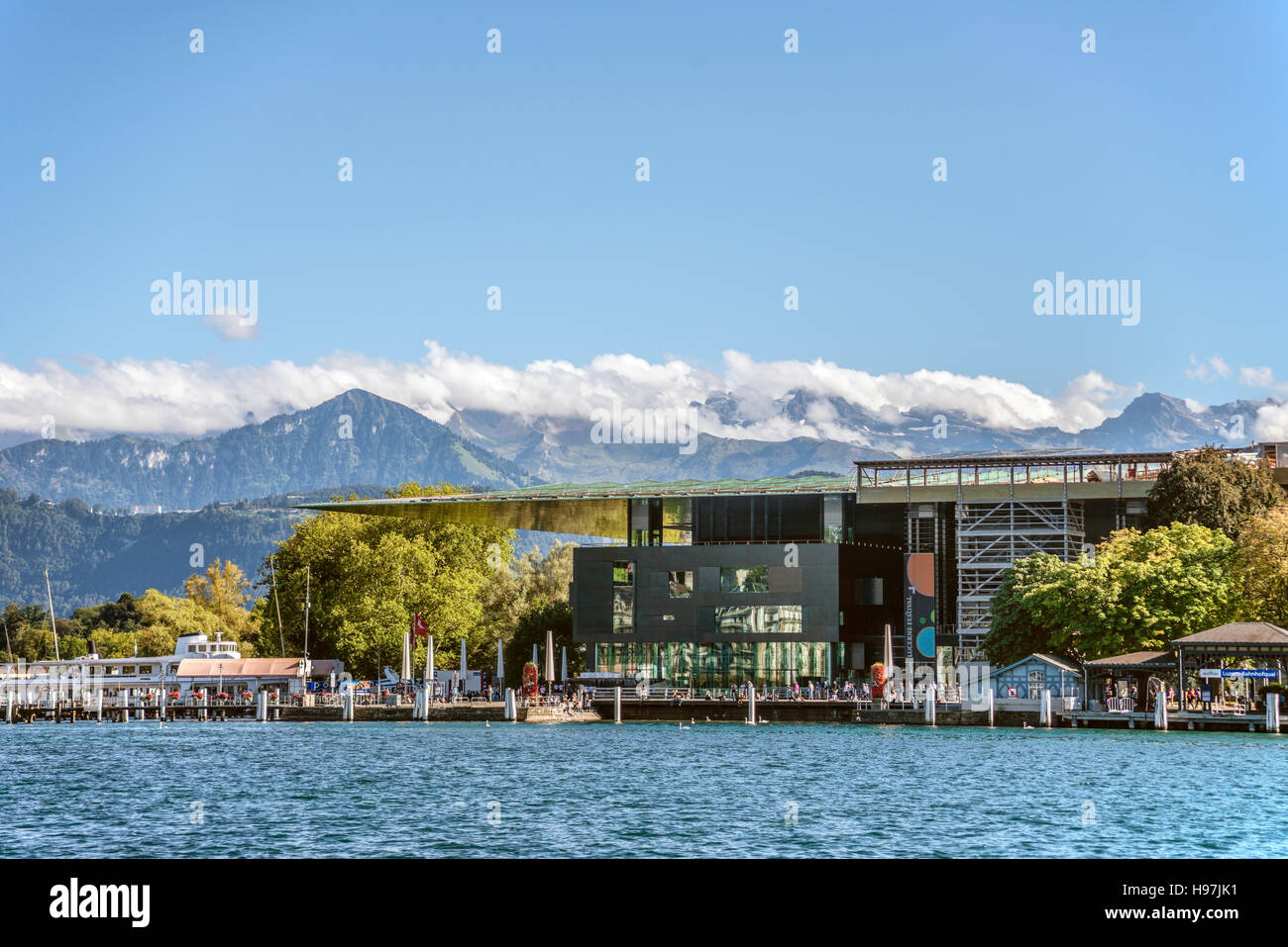 https://mdw-travel-data-us-east-1.s3.amazonaws.com/img/country/Switzerland/Lucerne-Culture-and-Congress-Centre/img_01.jpg