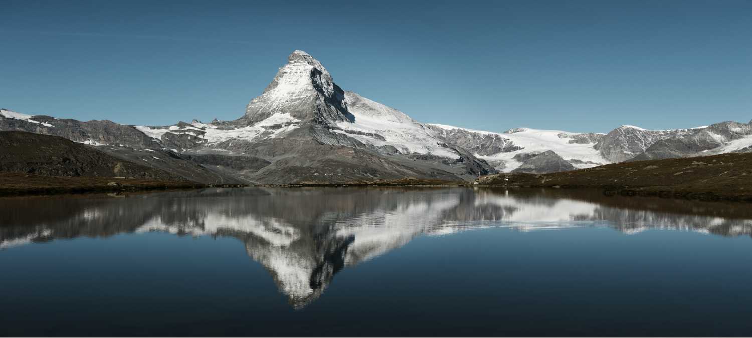 https://mdw-travel-data-us-east-1.s3.amazonaws.com/img/country/Switzerland/Matterhorn-Glacier-Paradise/img_03.jpg