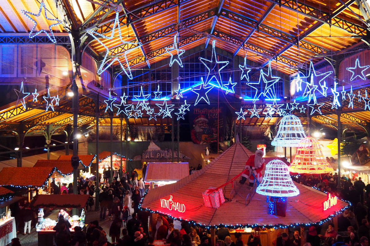https://mdw-travel-data-us-east-1.s3.amazonaws.com/img/country/Switzerland/Montreux-Christmas-Market/img_03.jpg