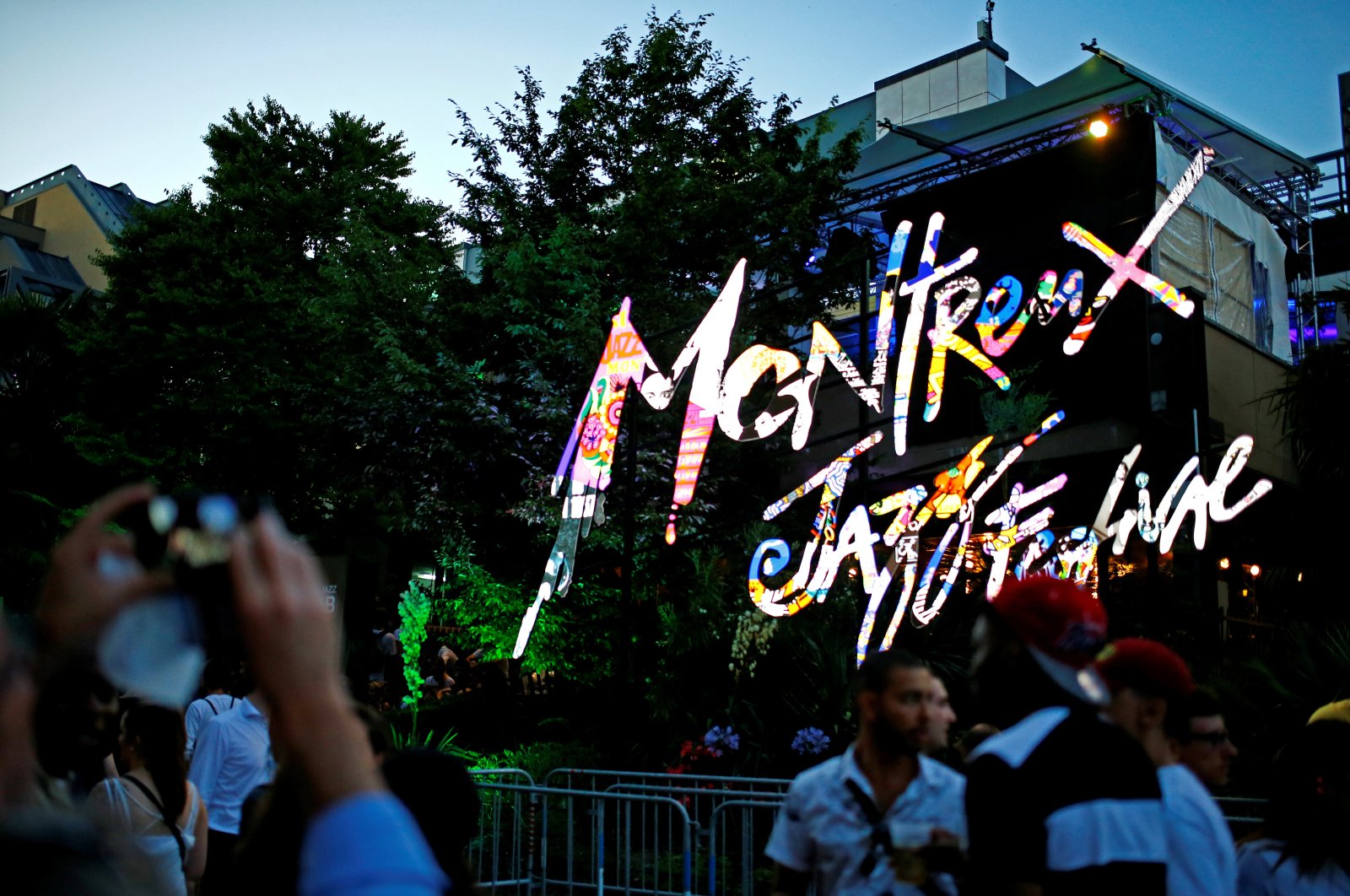 https://mdw-travel-data-us-east-1.s3.amazonaws.com/img/country/Switzerland/Montreux-Jazz-Festival/img_02.jpg