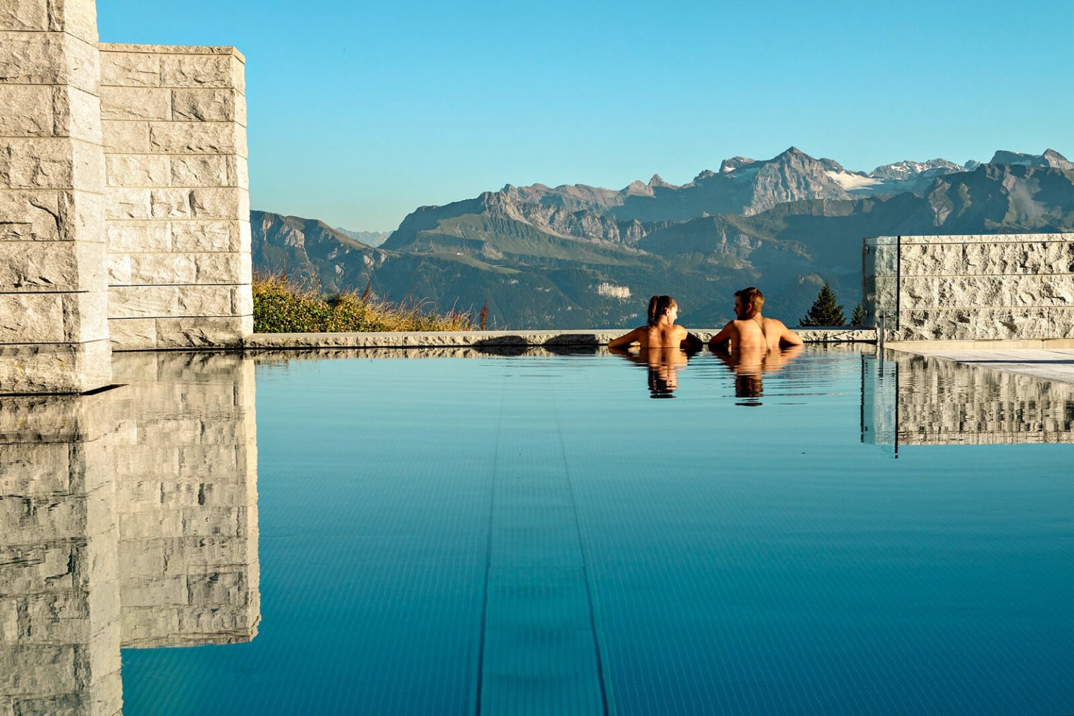 https://mdw-travel-data-us-east-1.s3.amazonaws.com/img/country/Switzerland/Mt-Rigi-Kaltbad-Mineral-Baths-and-Spa/img_00.jpg