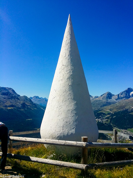 https://mdw-travel-data-us-east-1.s3.amazonaws.com/img/country/Switzerland/Muottas-Muragl/img_00.jpg