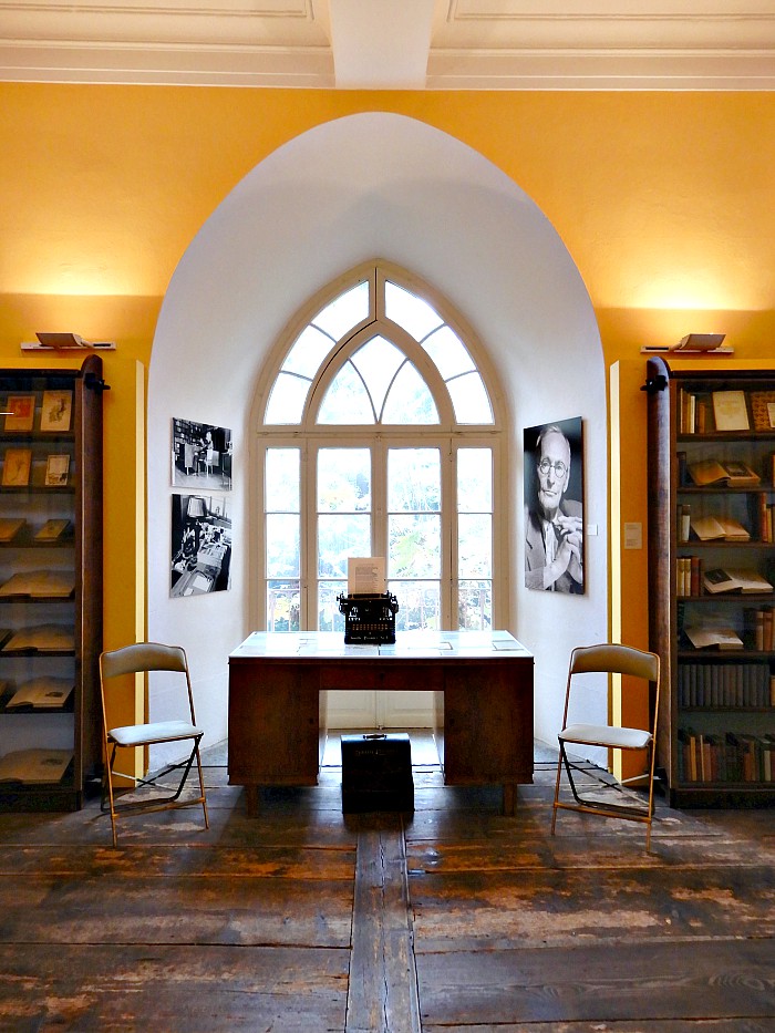 https://mdw-travel-data-us-east-1.s3.amazonaws.com/img/country/Switzerland/Museo-Hermann-Hesse-Montagnola/img_01.jpg