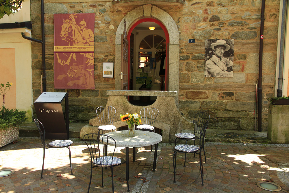 https://mdw-travel-data-us-east-1.s3.amazonaws.com/img/country/Switzerland/Museo-Hermann-Hesse-Montagnola/img_03.jpg