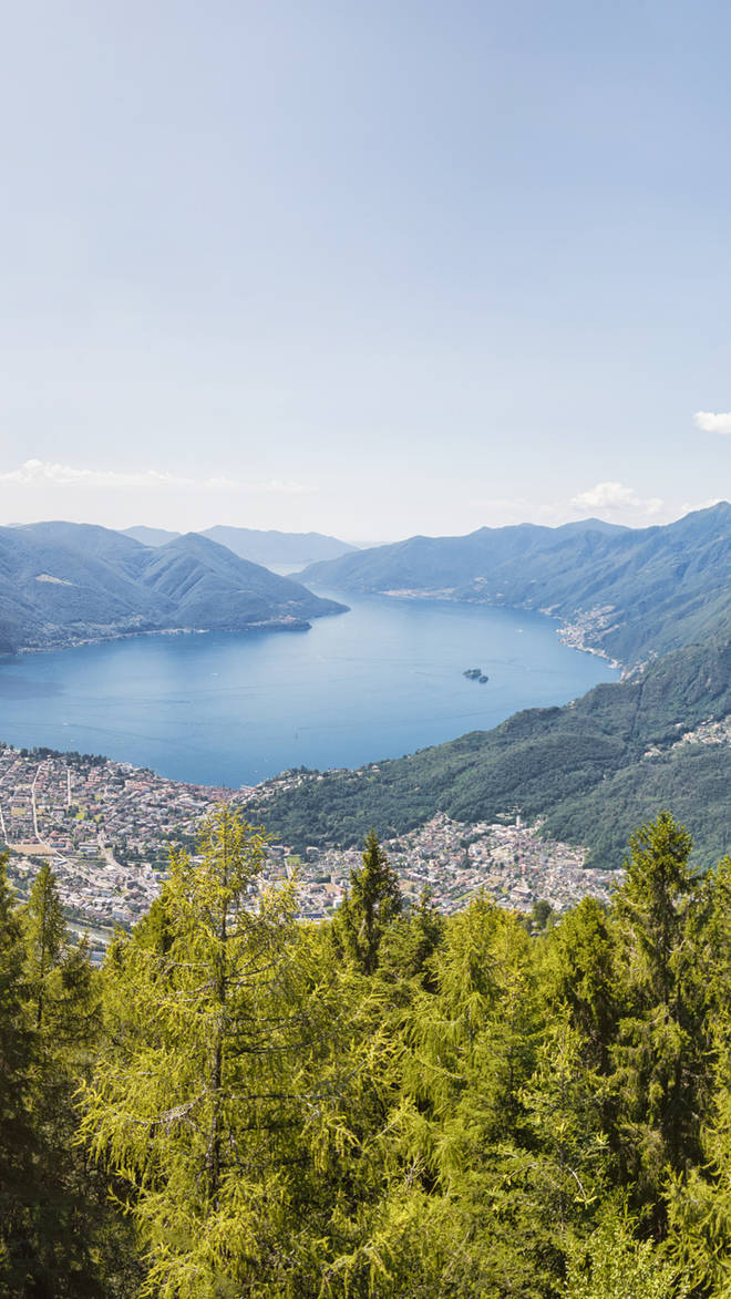 https://mdw-travel-data-us-east-1.s3.amazonaws.com/img/country/Switzerland/Orselina-Park/img_03.jpg