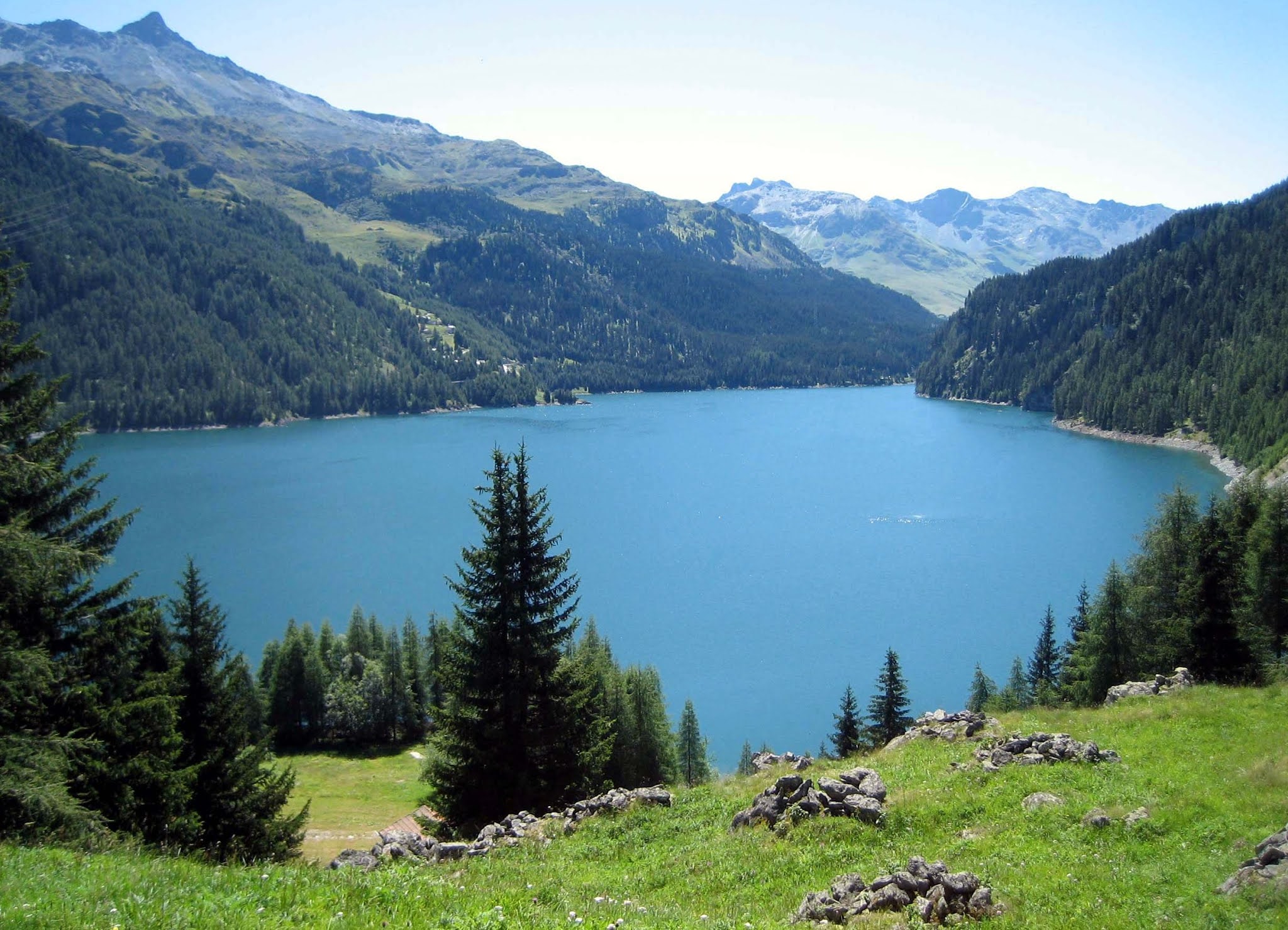 https://mdw-travel-data-us-east-1.s3.amazonaws.com/img/country/Switzerland/Parc-Ela/img_02.jpg