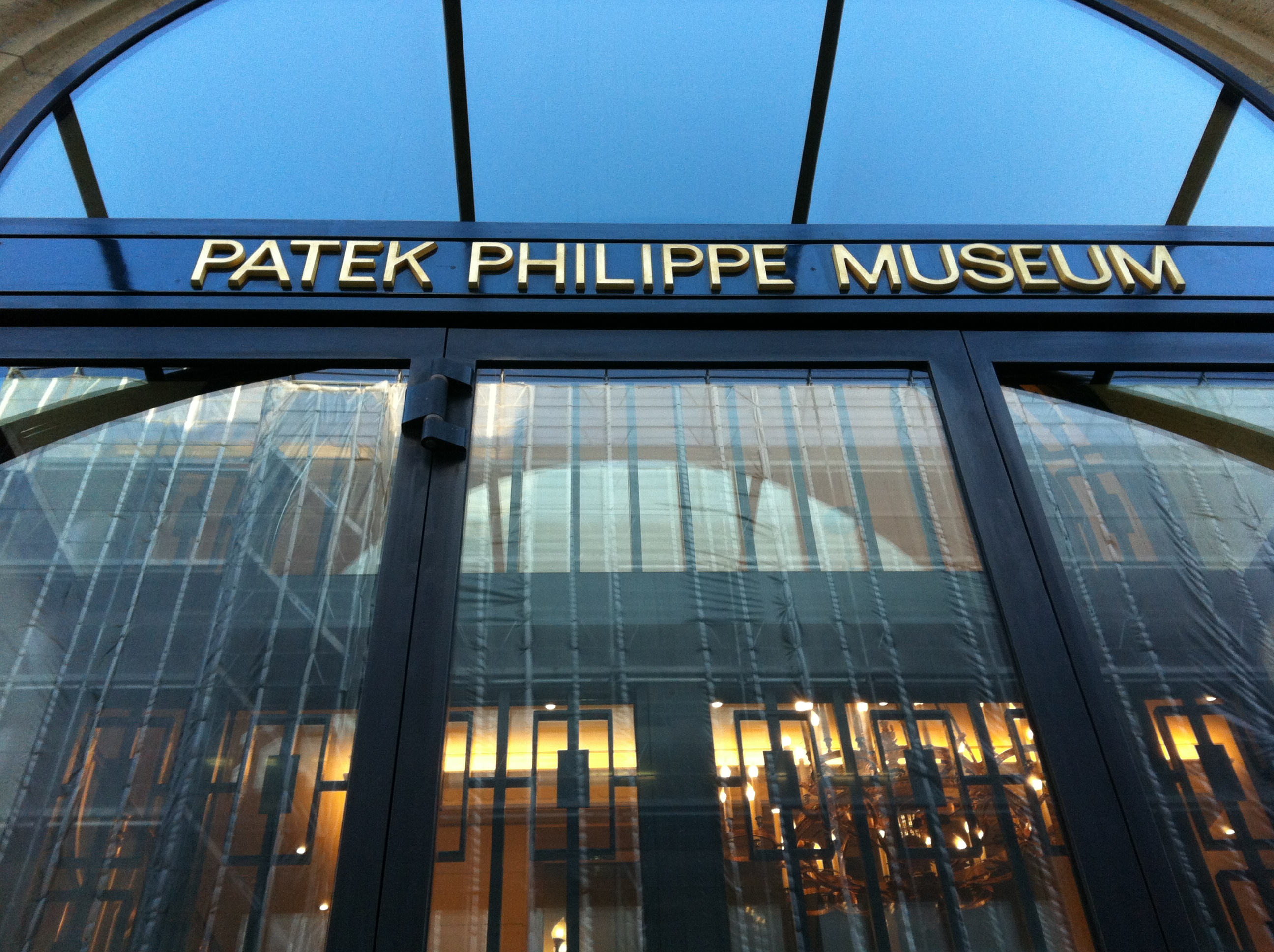 https://mdw-travel-data-us-east-1.s3.amazonaws.com/img/country/Switzerland/Patek-Philippe-Museum/img_01.jpg