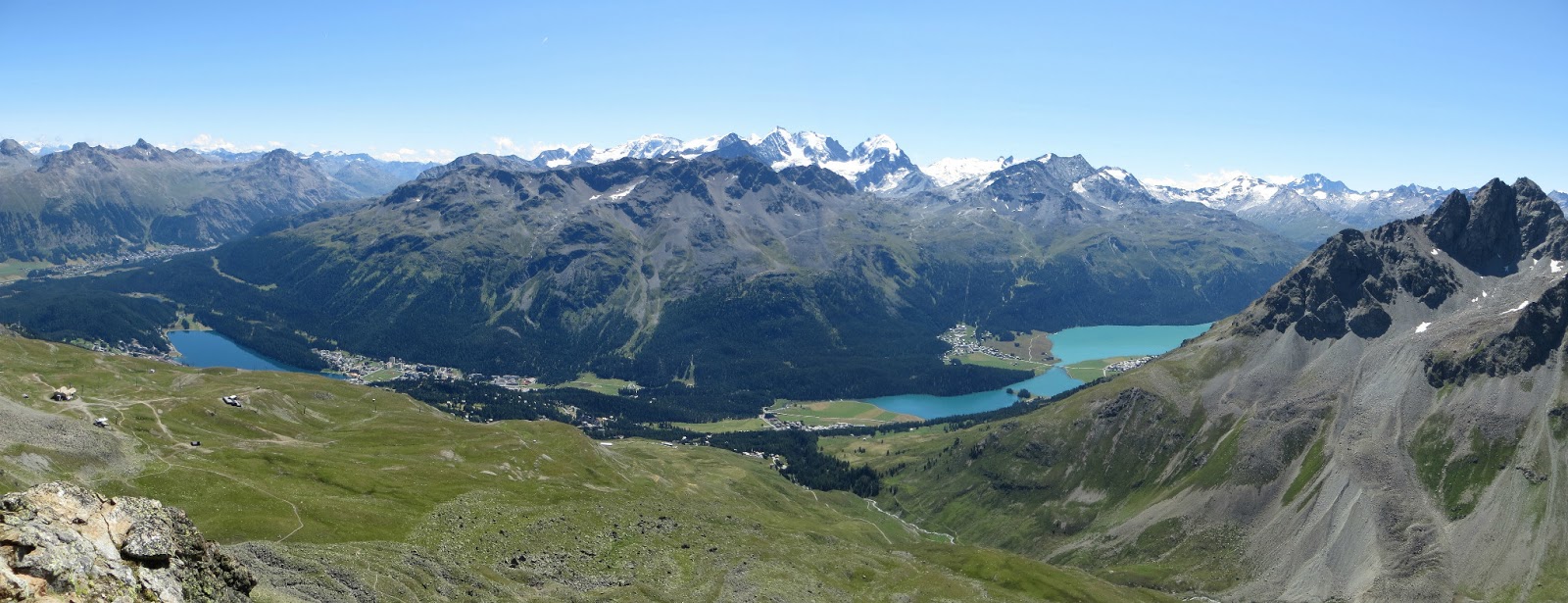 https://mdw-travel-data-us-east-1.s3.amazonaws.com/img/country/Switzerland/Piz-Nair/img_00.jpg