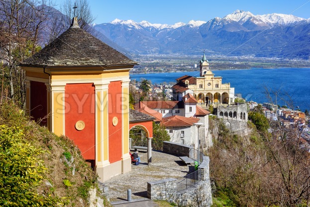 https://mdw-travel-data-us-east-1.s3.amazonaws.com/img/country/Switzerland/Sacred-Mount-Madonna-del-Sasso/img_00.jpg