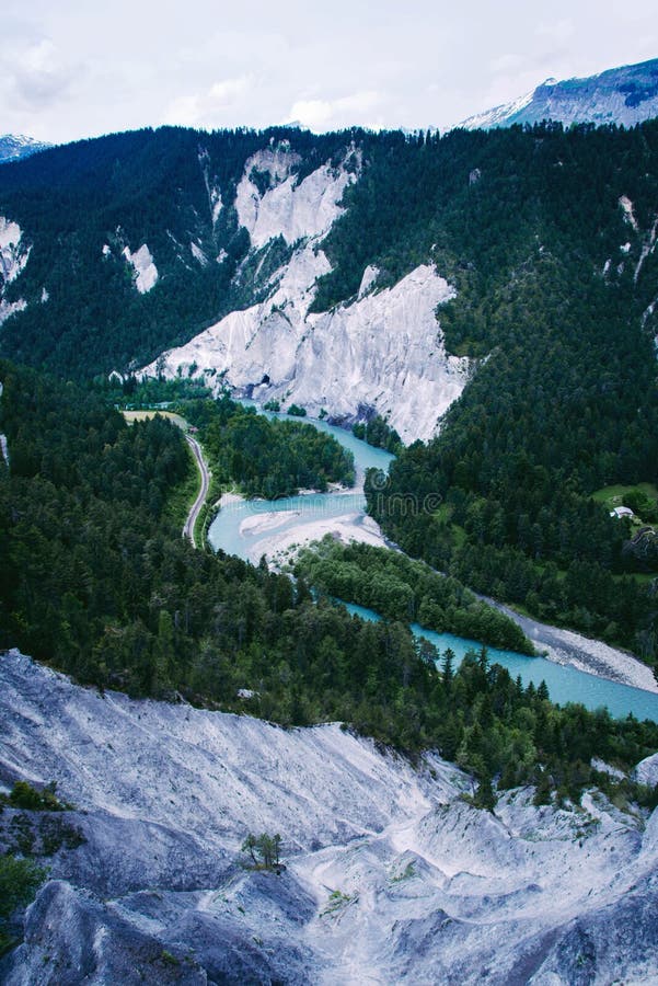 https://mdw-travel-data-us-east-1.s3.amazonaws.com/img/country/Switzerland/Saltarello-Canyon/img_02.jpg
