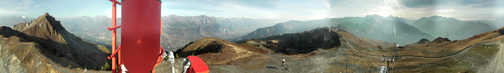 https://mdw-travel-data-us-east-1.s3.amazonaws.com/img/country/Switzerland/Savoleyres/img_01.jpg