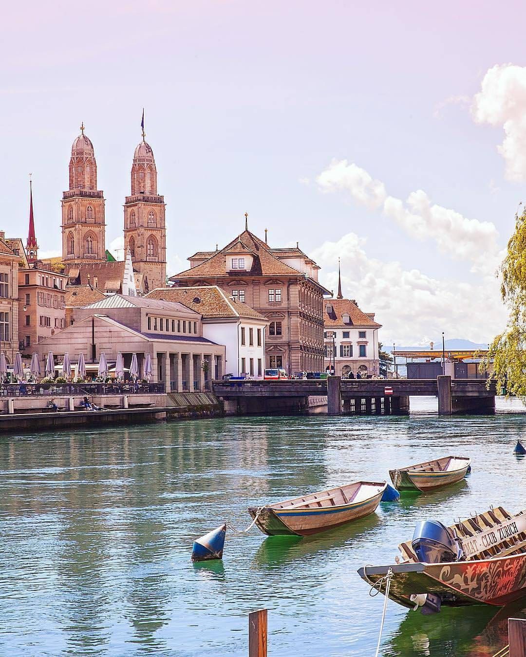 https://mdw-travel-data-us-east-1.s3.amazonaws.com/img/country/Switzerland/Schipfe/img_03.jpg