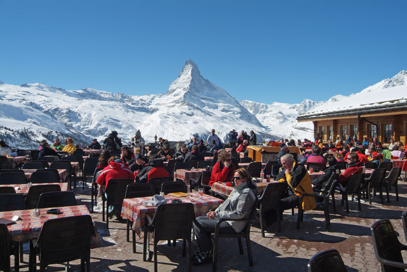 https://mdw-travel-data-us-east-1.s3.amazonaws.com/img/country/Switzerland/Sunnegga/img_01.jpg