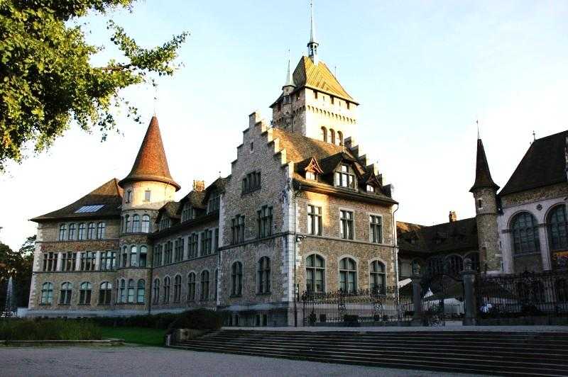 https://mdw-travel-data-us-east-1.s3.amazonaws.com/img/country/Switzerland/Swiss-National-Museum/img_02.jpg