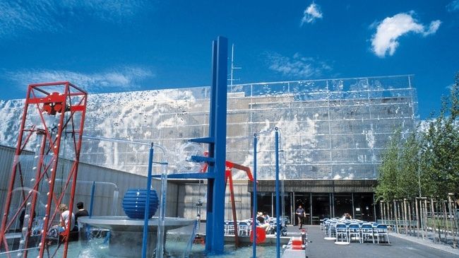 https://mdw-travel-data-us-east-1.s3.amazonaws.com/img/country/Switzerland/Swiss-Science-Center-Technorama/img_00.jpg